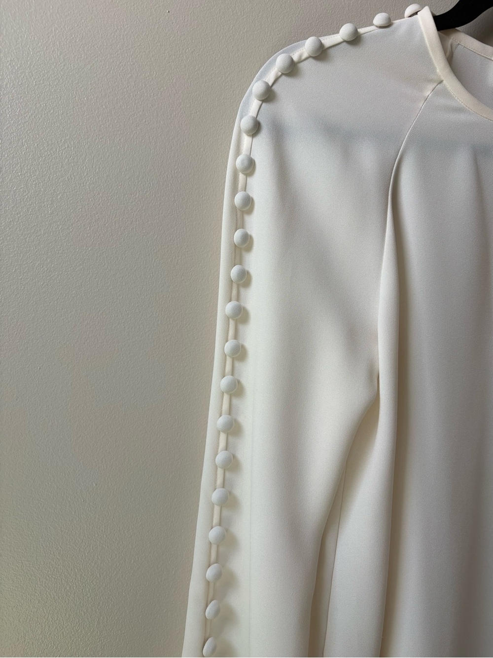 Zimmermann Ivory Keyhole Blouse with Button-Trim Sleeves - Picture 3 of 7